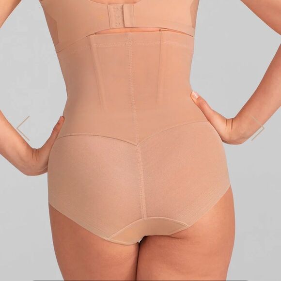 NWT Honeylove SuperPower Brief - Picture 3 of 4